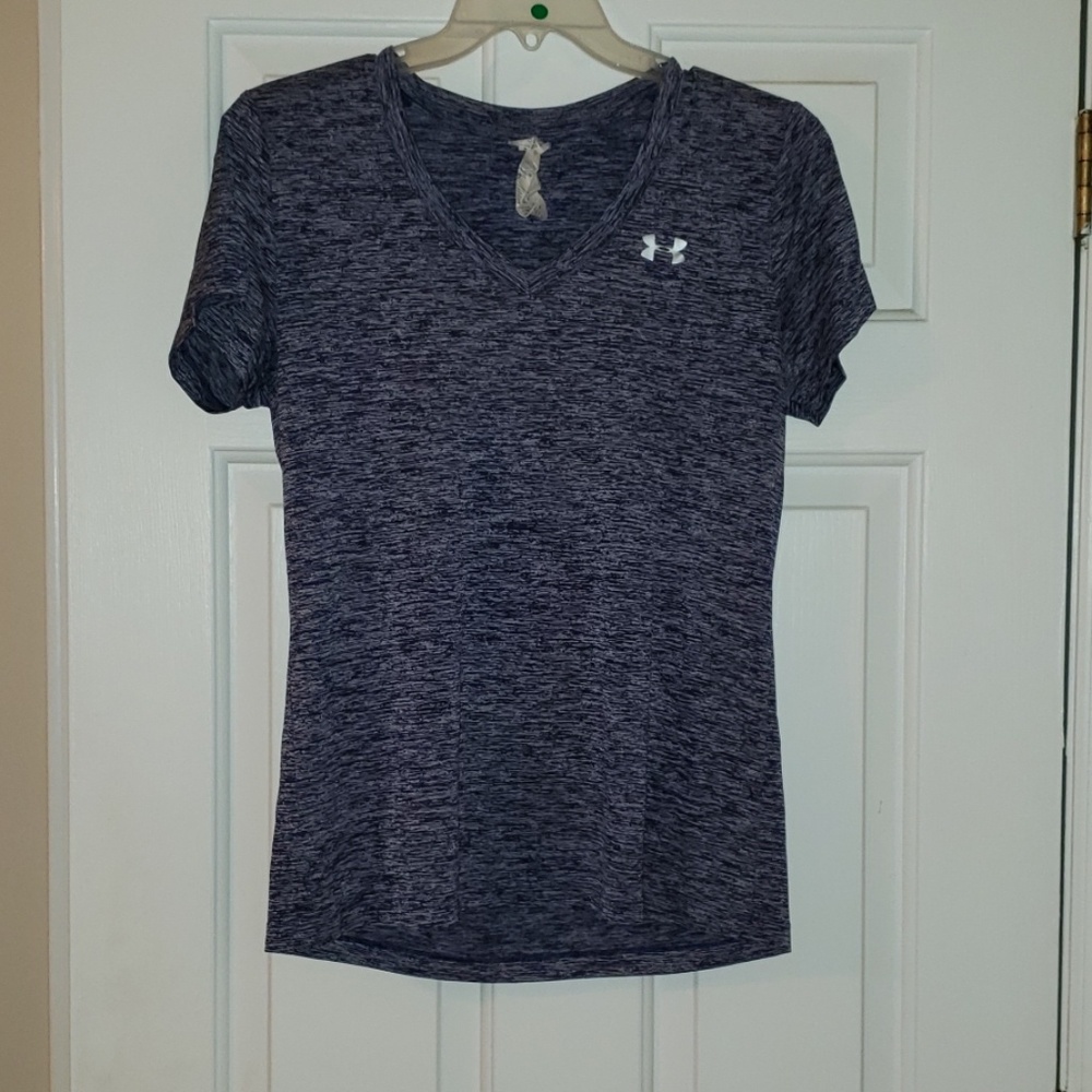 Medium Under Armour Heat Gear Shirt